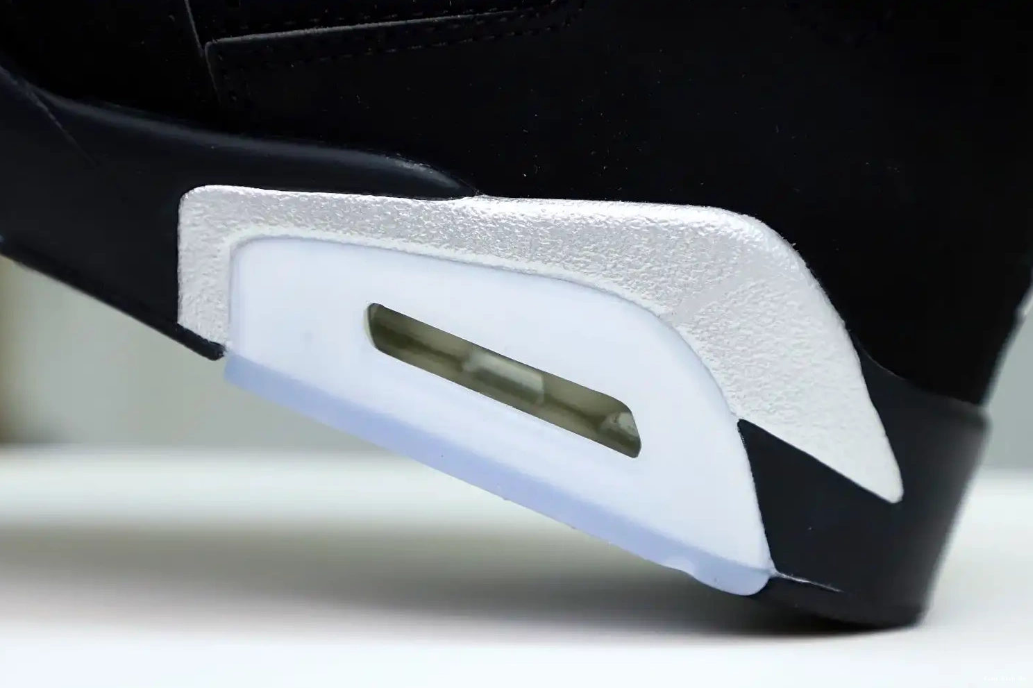 Kimikick CHROME AIR JORDAN 6 0718